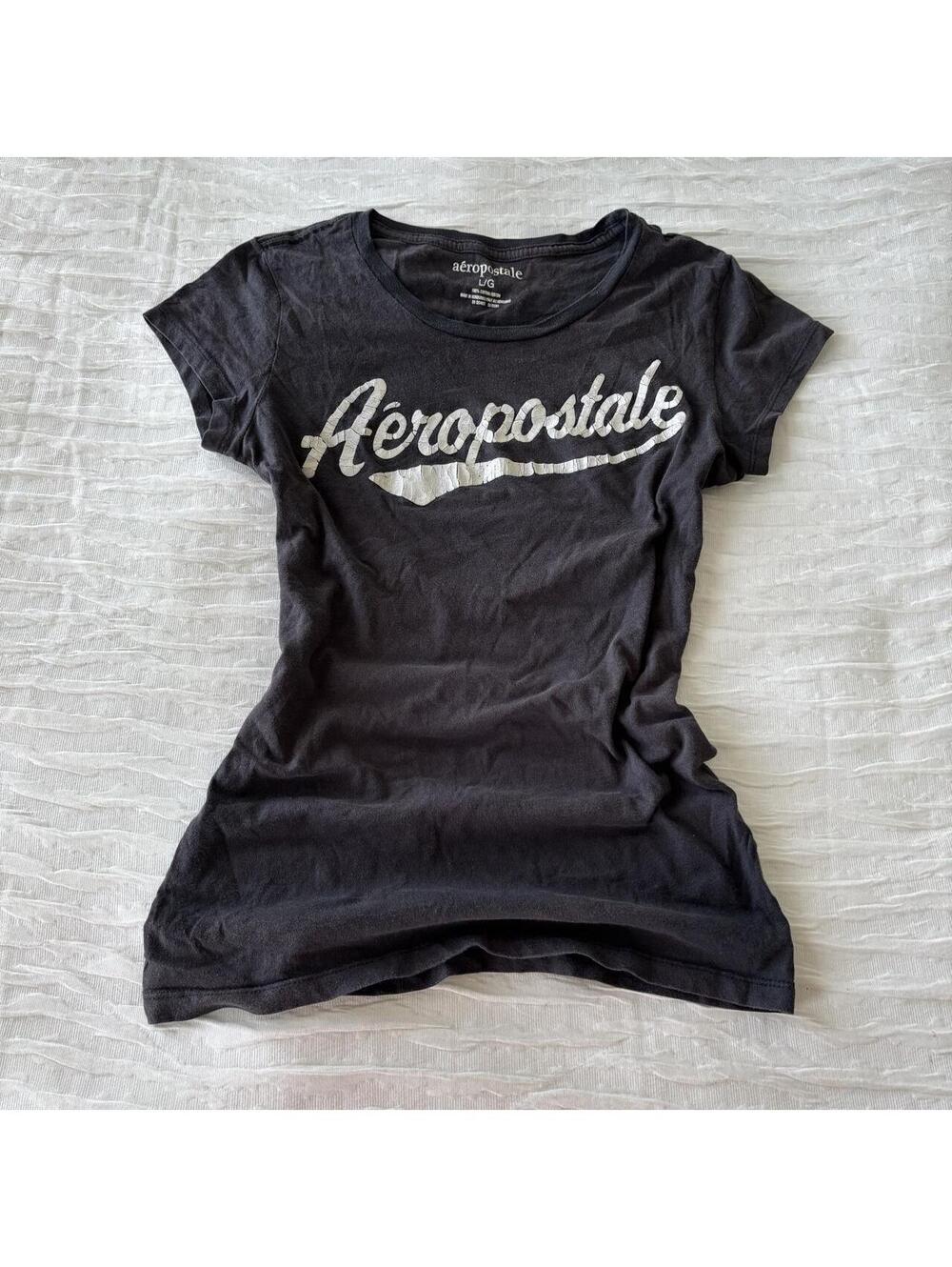 Aeropostale Women's Grey and Black Tshirt